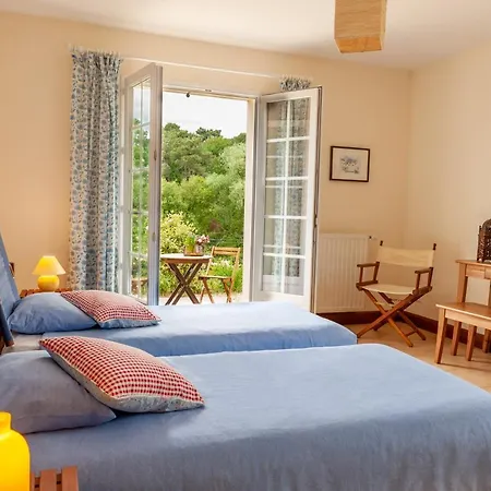 D'hote La Pradelle Bed & Breakfast *